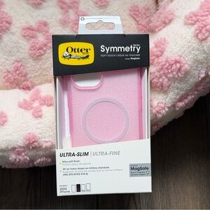 OtterBox Symmetry Series Sparkling Pink Case for 2024 iPhone